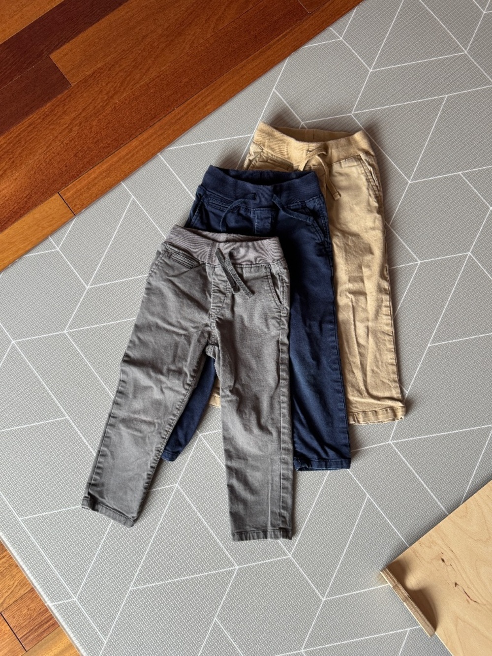 Baby Gap toddler boy chino pants three pack